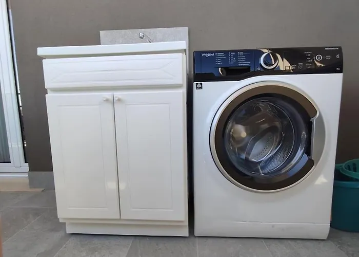 Exclusive A Due Passi Dal Mare Posto Auto